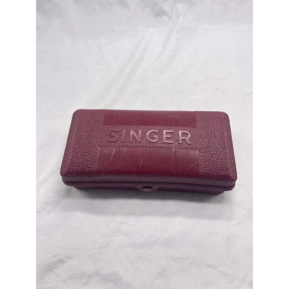 VTG Singer Buttonholer kit